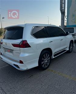 Lexus LX